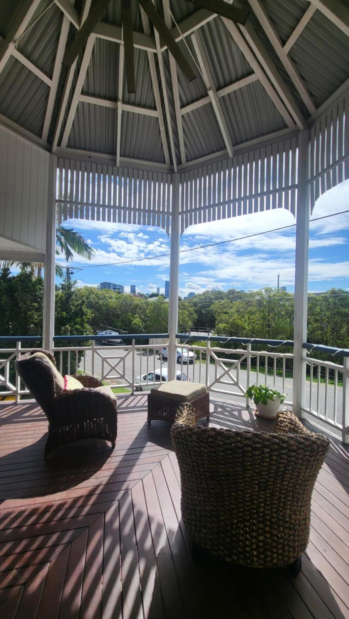 Urban Riverside Rest Brisbane Bagian luar foto